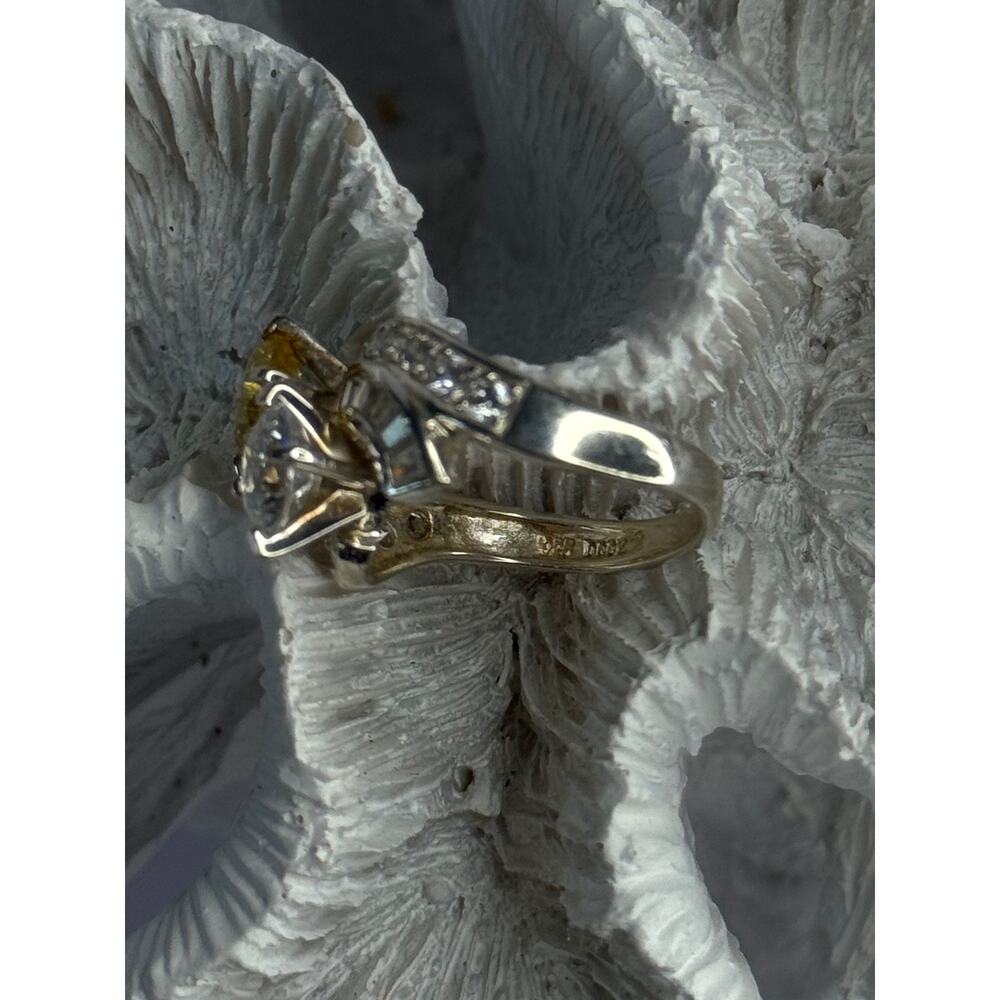 925 Sterling Silver Yellow & White Cz Ring Size 6 - Picture 12 of 12